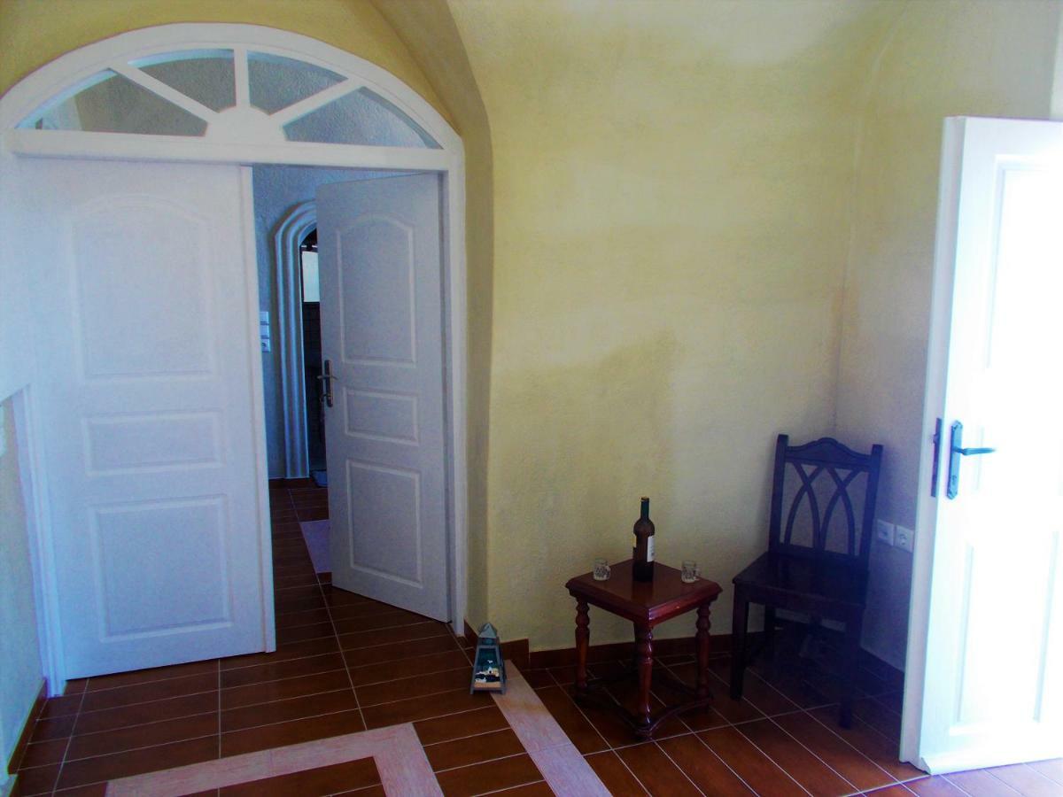 Loukas Kontos Traditional House Emporio  Exterior photo